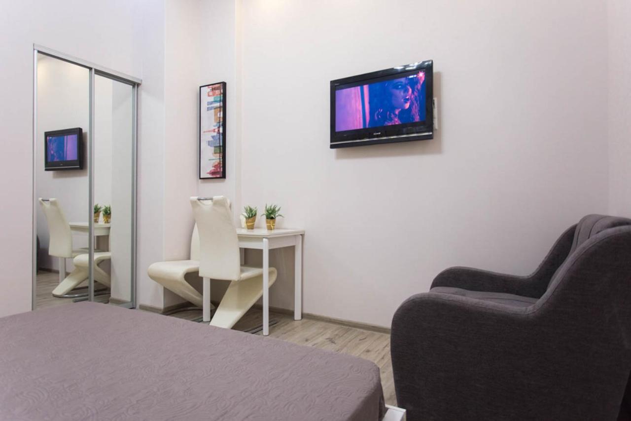 Modern Apartments In The Centre - Kuznechna Str. 26/4 카리프 외부 사진