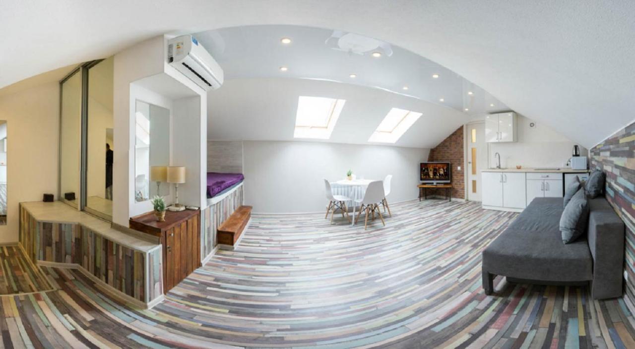 Modern Apartments In The Centre - Kuznechna Str. 26/4 카리프 외부 사진